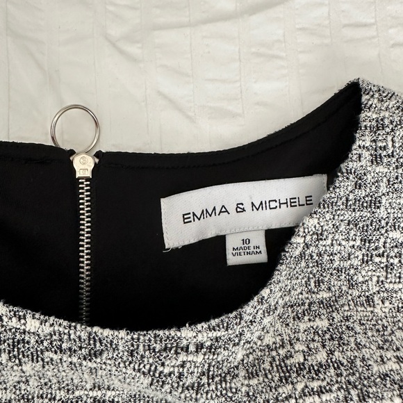 Grey Boucle Type Material size 10 - Picture 2 of 4